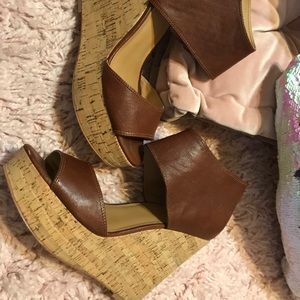 NINE WEST brown wedge heels